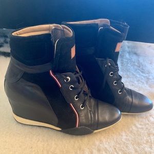 BALLY’S size 9.5 wedge sneaker